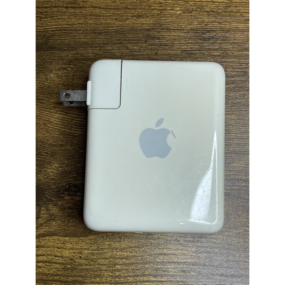 GENUINE APPLE A1264 AIRPORT EXPRESS BASE STATION. (E.1)